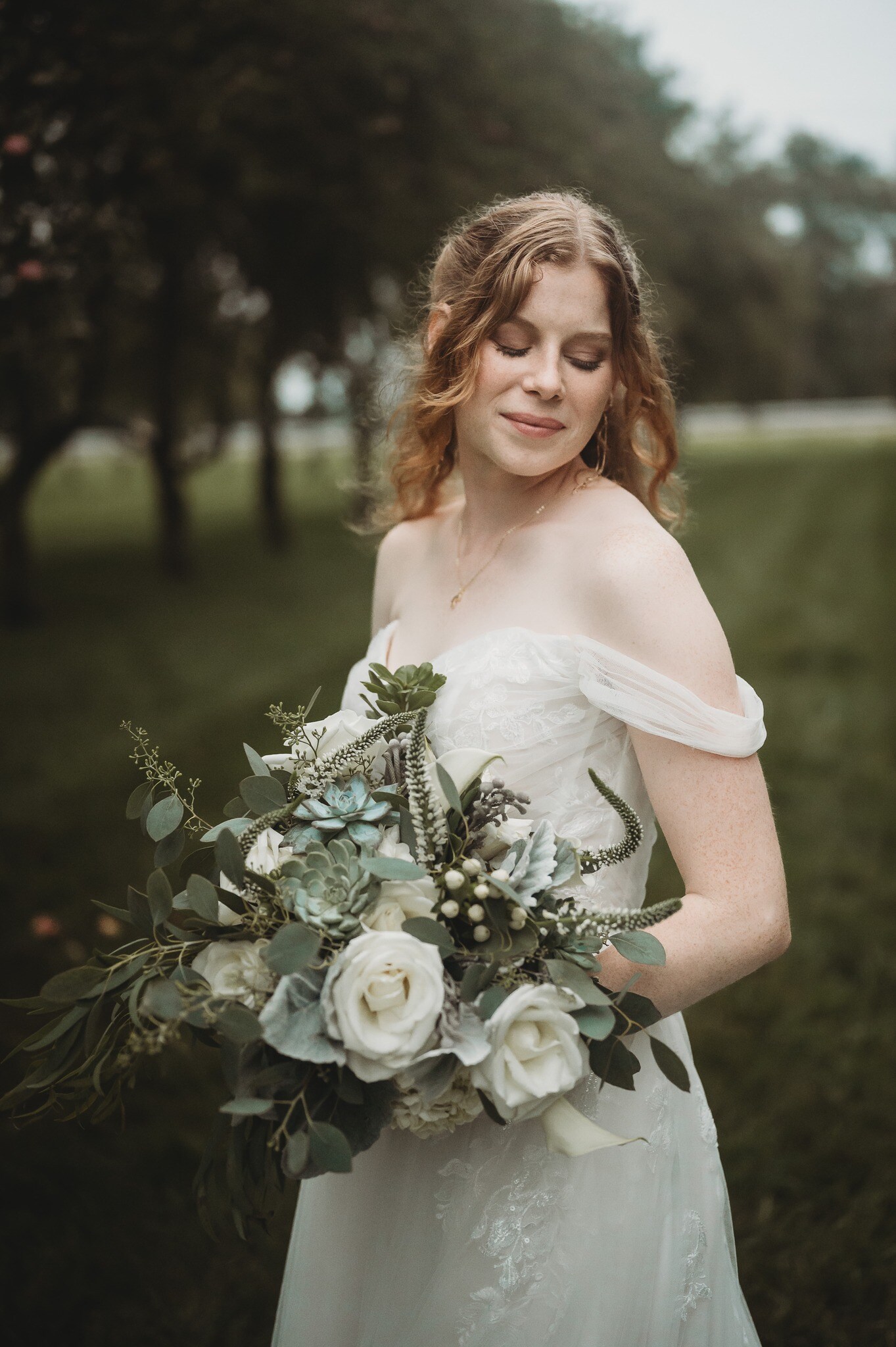Wedding, Wedding flowers, wedding florals, bride, groom, bouquet